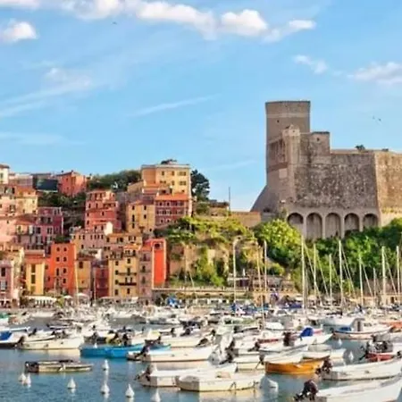 Eli&fra 1 * لا سبيتسْيا