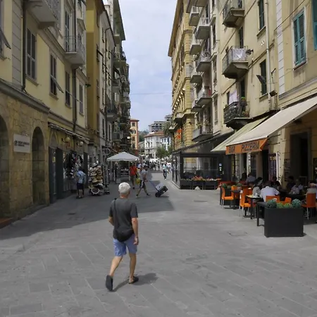 Eli&fra 1 Apartman *